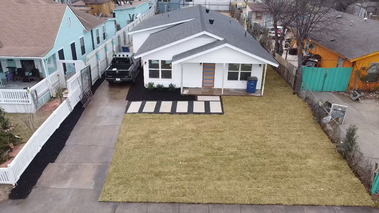 Sod vs. Seed vs. Hydroseed: Which for North Texas?