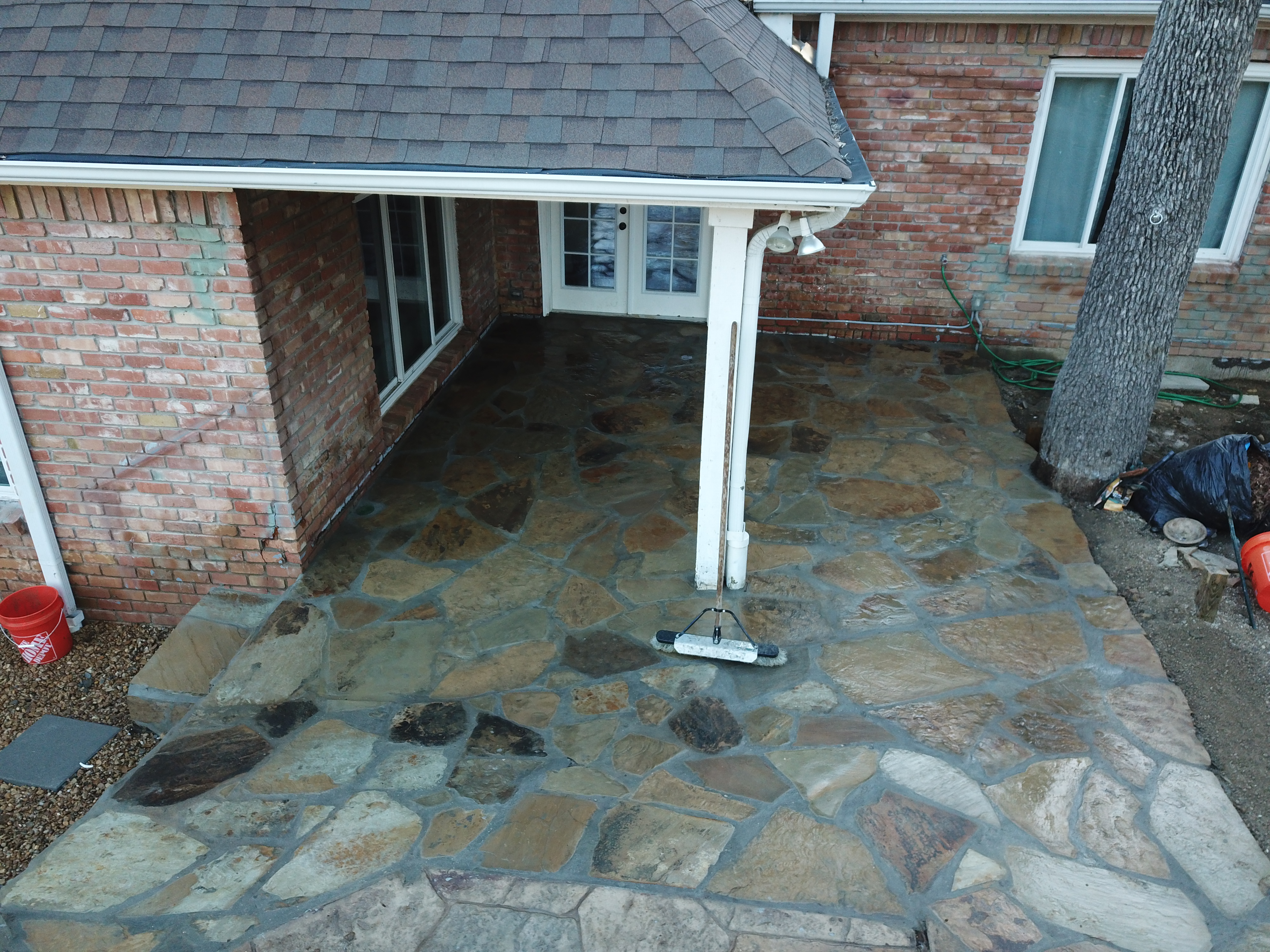 What's the Best Gift for a Dad Who Loves His Yard?